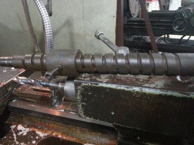 普通車床螺紋加工全解析 牙型識別、牙距計算、刀具修磨與掛擋操作
